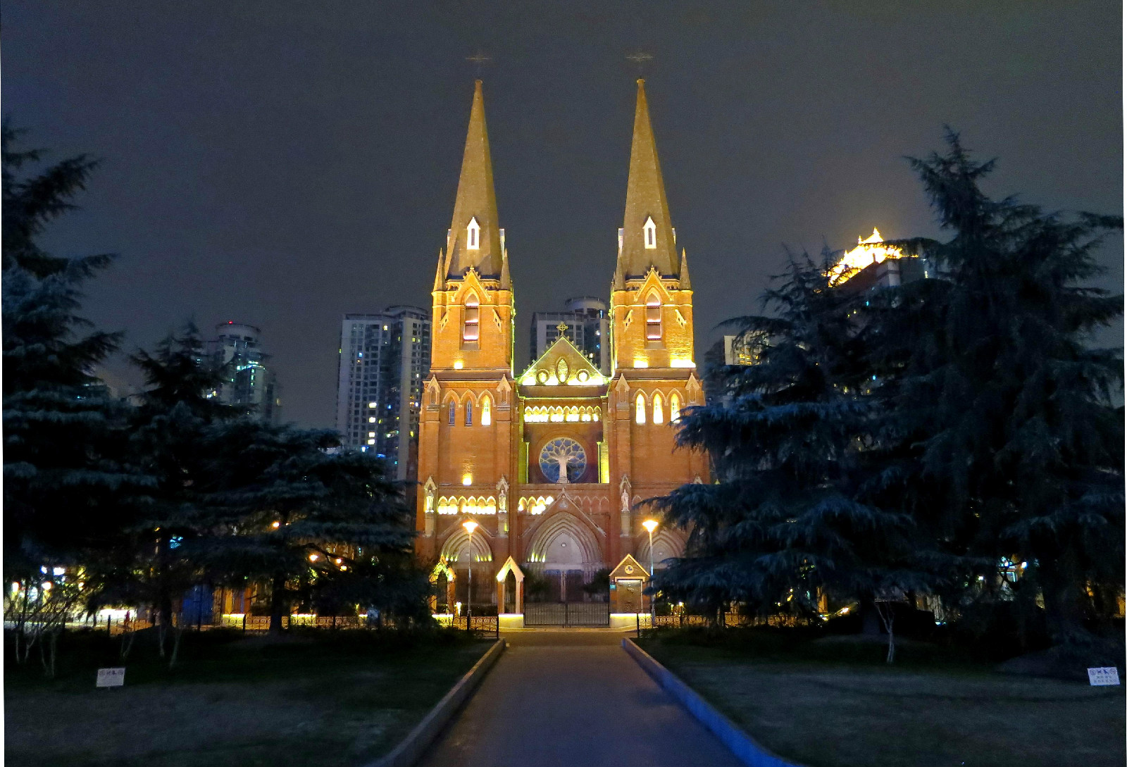81800a4c0a.jpg