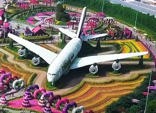 emirates a380.png