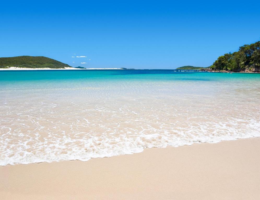 Fingal Bay.jpg