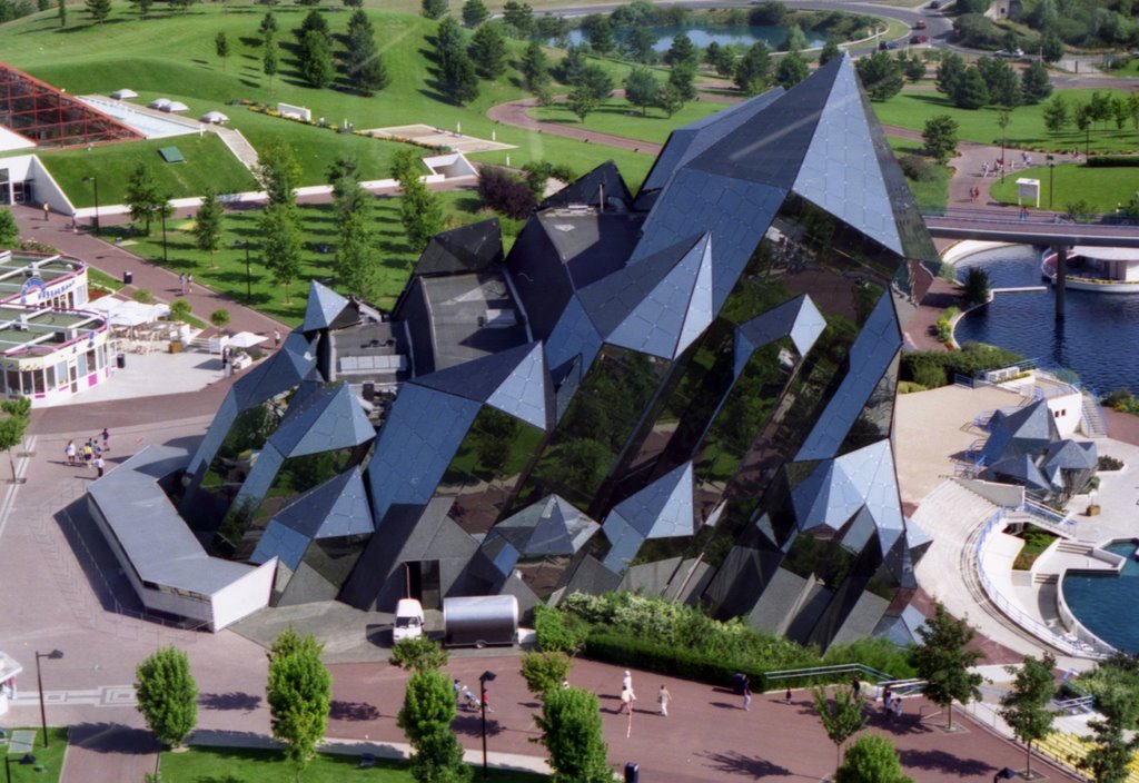 Futuroscope  Building.jpg