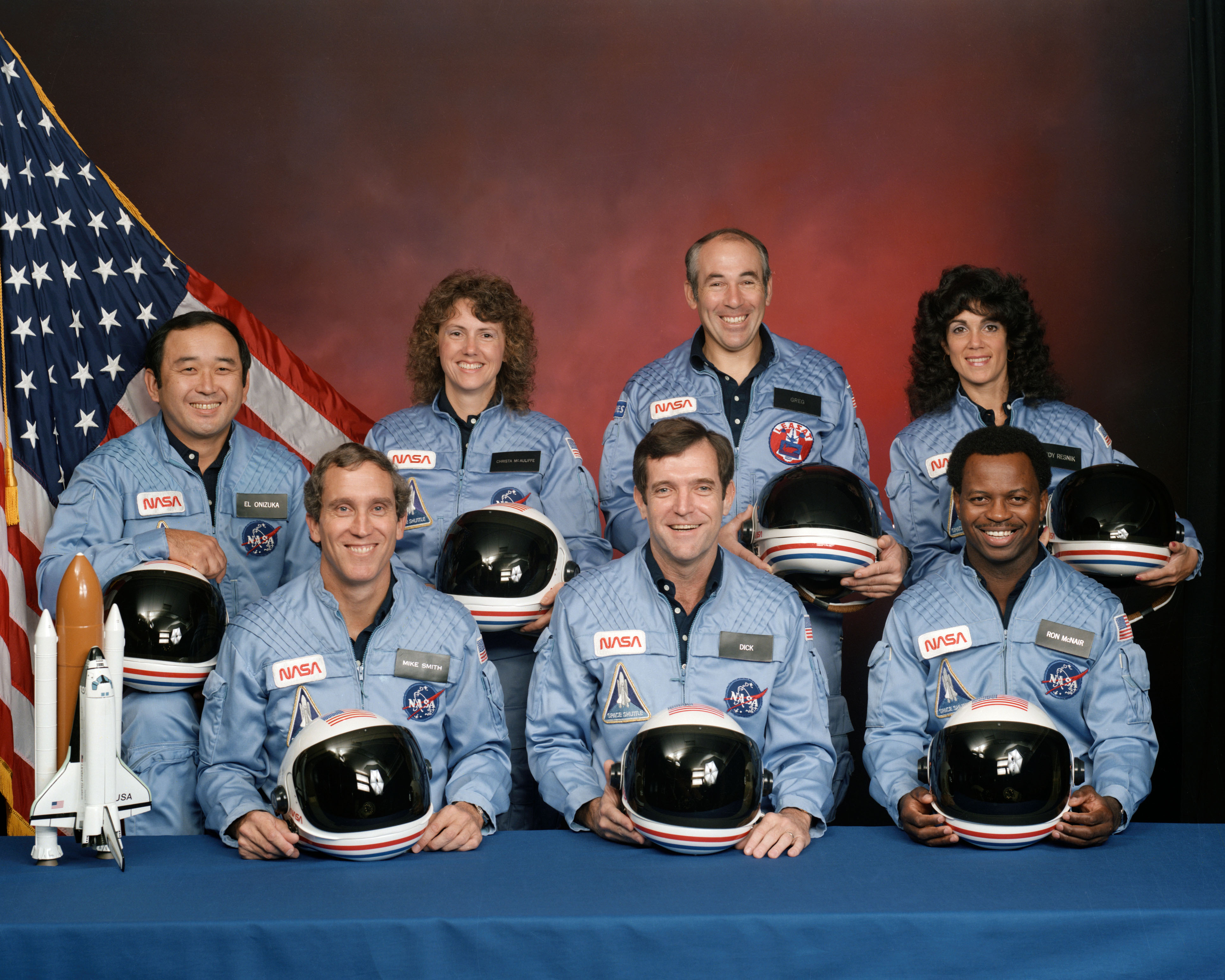 hith-Challenger_flight_51-l_crew.jpg