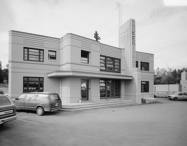 keni_radio_building-jpg.50572