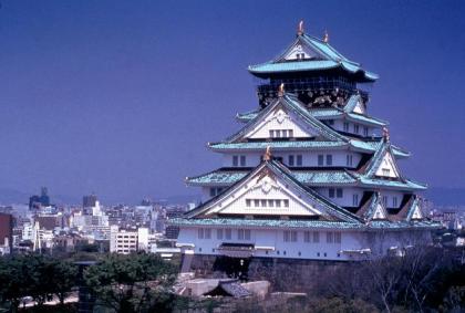 osaka castle.jpg
