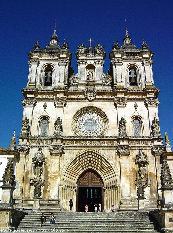 Mosteiro-de-Santa-Maria-de-Alcobaca.jpg